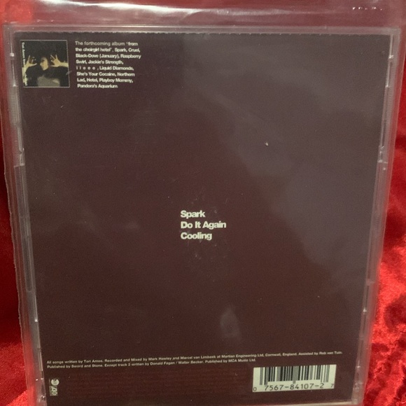 Tori Amos Limited Edition Cd 💿 - Picture 2 of 3